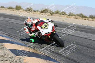 media/Dec-01-2025-Moto Forza (Mon) [[2daa91e15f]]/1-Advanced Group/Session 4 (Turn 10 Inside)/